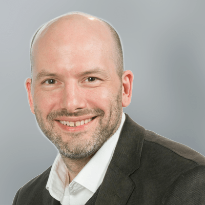 Simon Bacon
