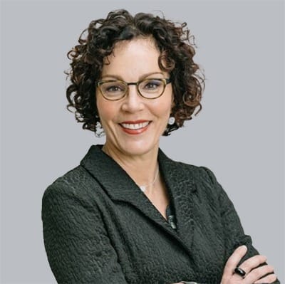 Bettina Hamelin